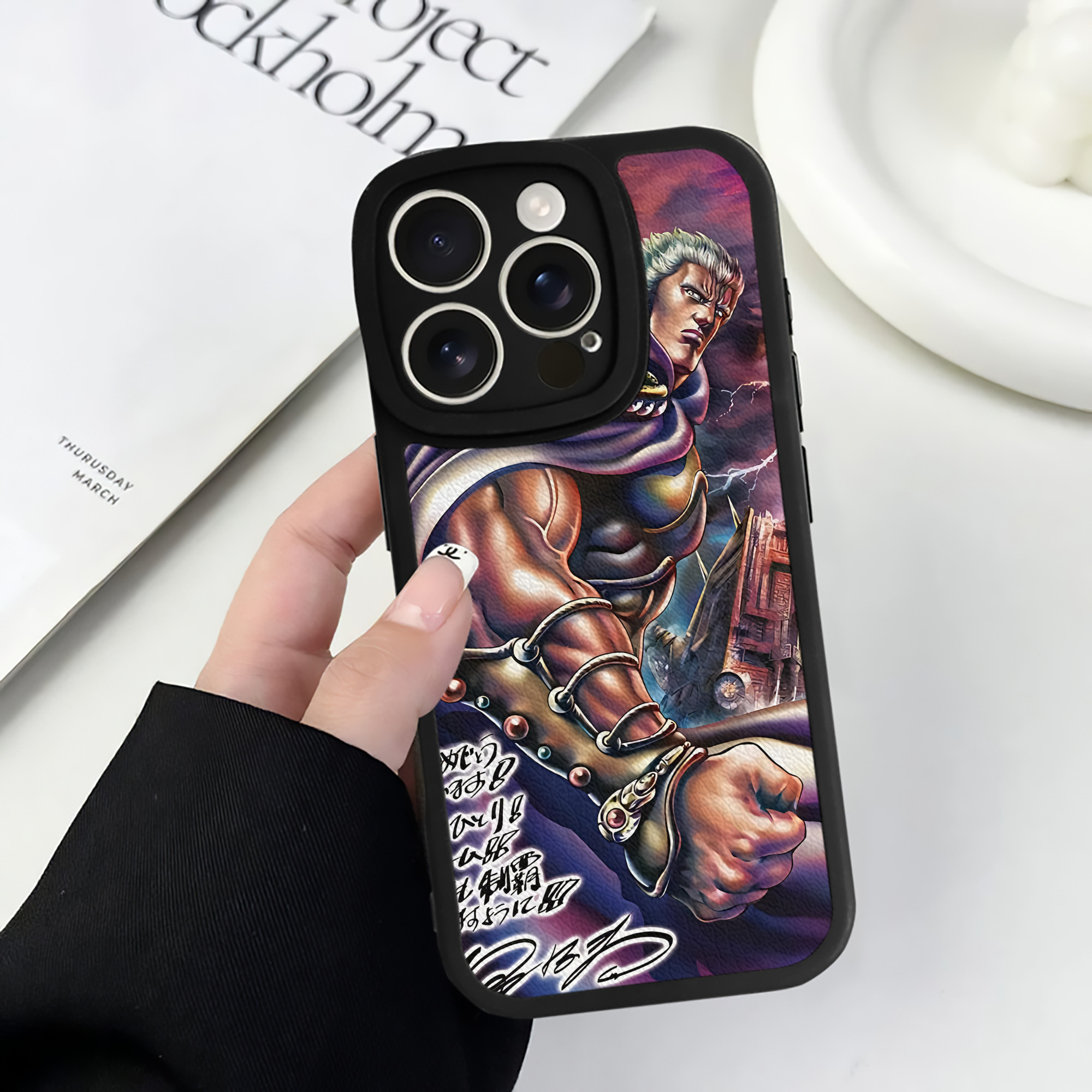 （画像用） 北斗の拳 Fist of the North Star 【iPhone 16シリーズ対応】シリコンスマホケース（レザー調） 材質：シリコン